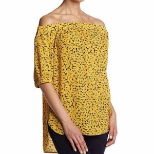 Michael Kors Off the shoulder blouse